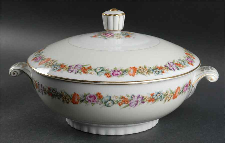 Stratford Round Covered Vegetable by Narumi-1
