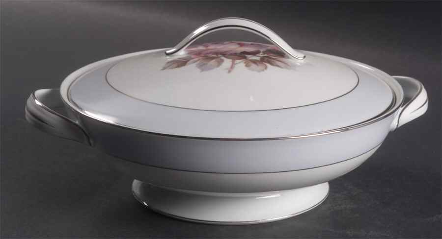 1584H Round Covered Vegetable by Noritake-1