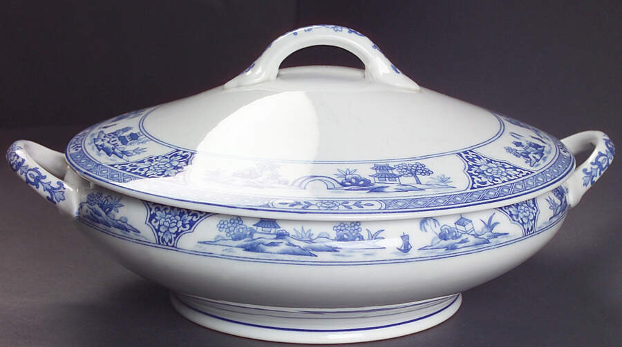 16033 Round Covered Vegetable by Noritake-1