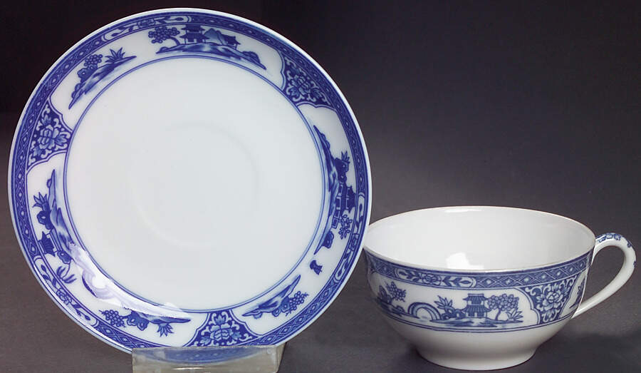 16033 Flat Cup & Saucer Set by Noritake-1