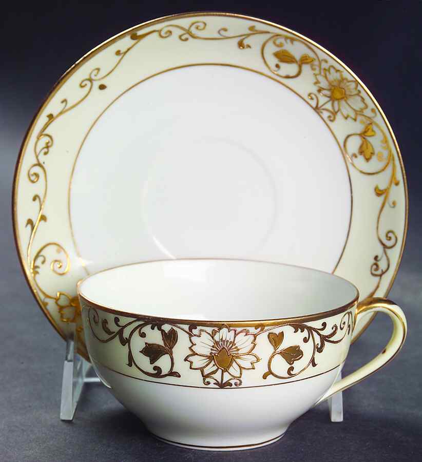 17462 Flat Cup & Saucer Set by Noritake-1