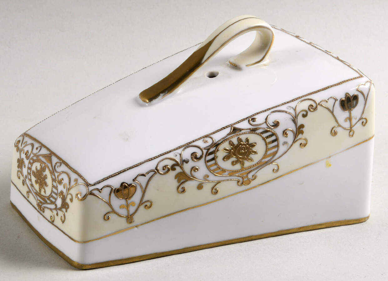 175 Cheese Dish Lid, Lid Only (Wedge) by Noritake-1