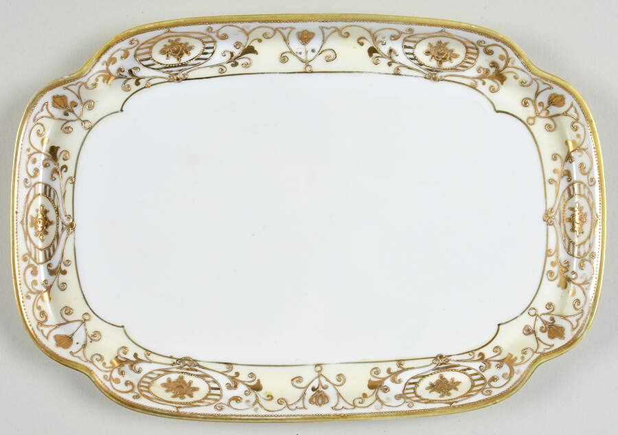 175 Dresser Tray by Noritake-1