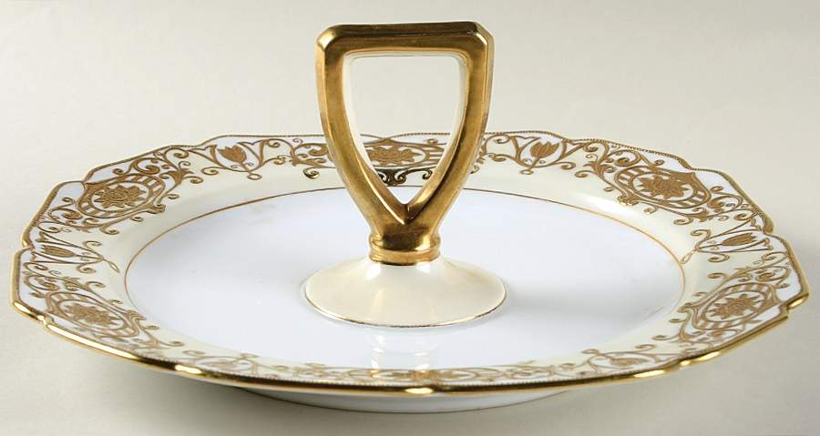 175 9" Center Handled Square Sandwich Tray by Noritake-1