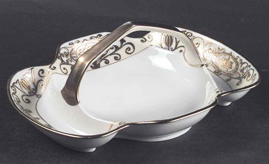 175 3-Part Divided Handled Candy Dish by Noritake-1