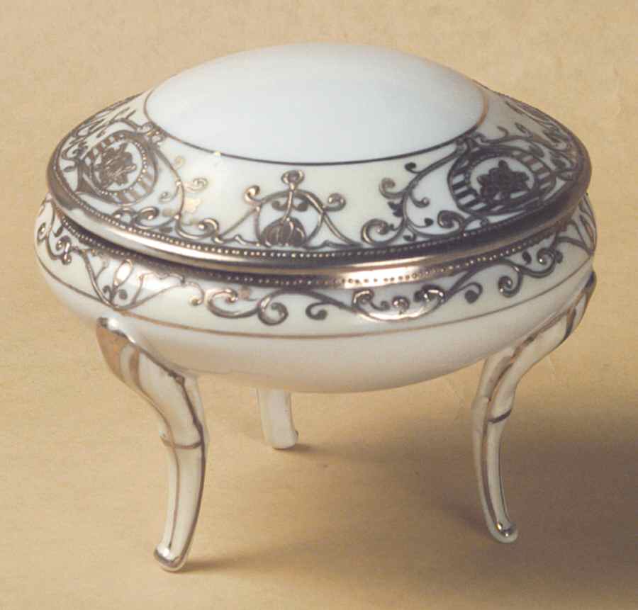 175 Powder Box with Lid by Noritake-1