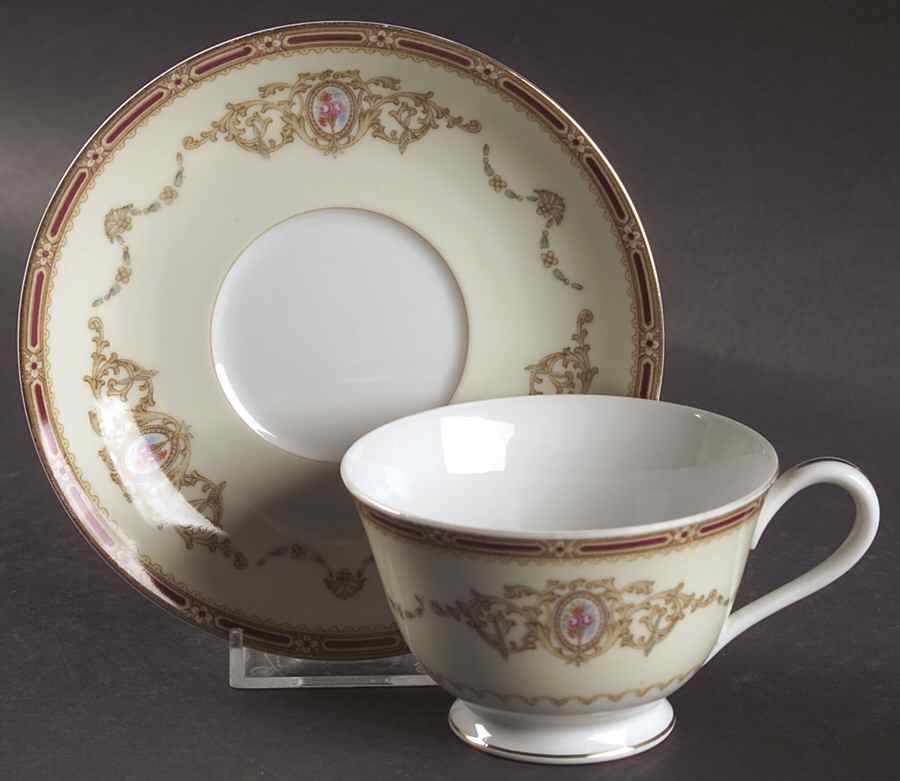 1802 Footed Cup & Saucer Set by Noritake-1