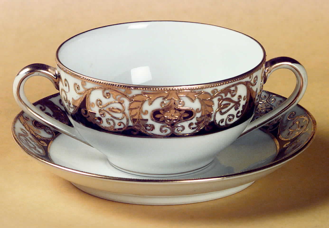 20056 Flat Bouillon Cup & Saucer by Noritake-1