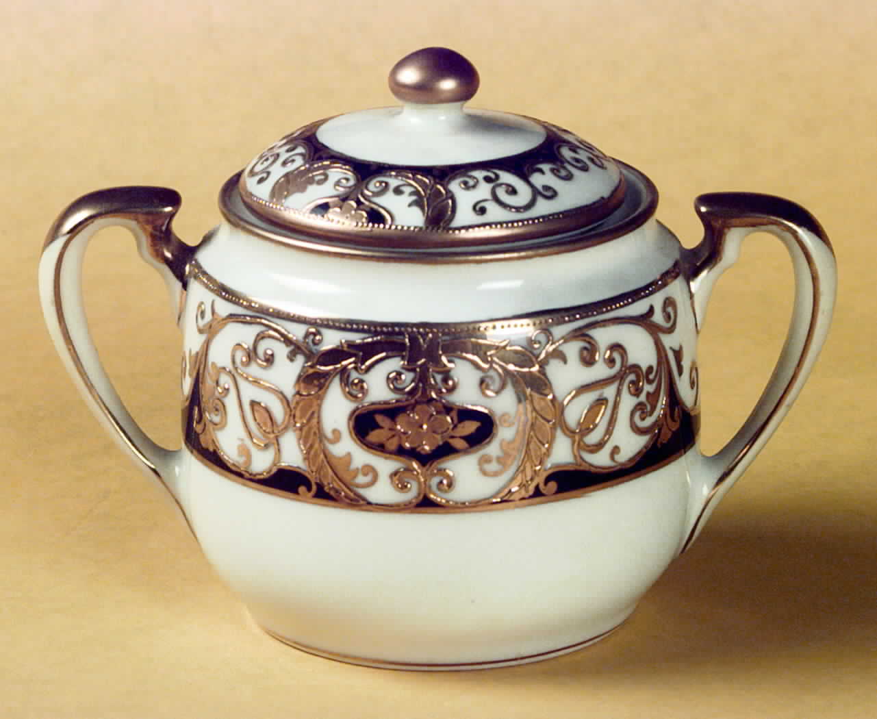 20056 Mini Sugar Bowl & Lid by Noritake-1