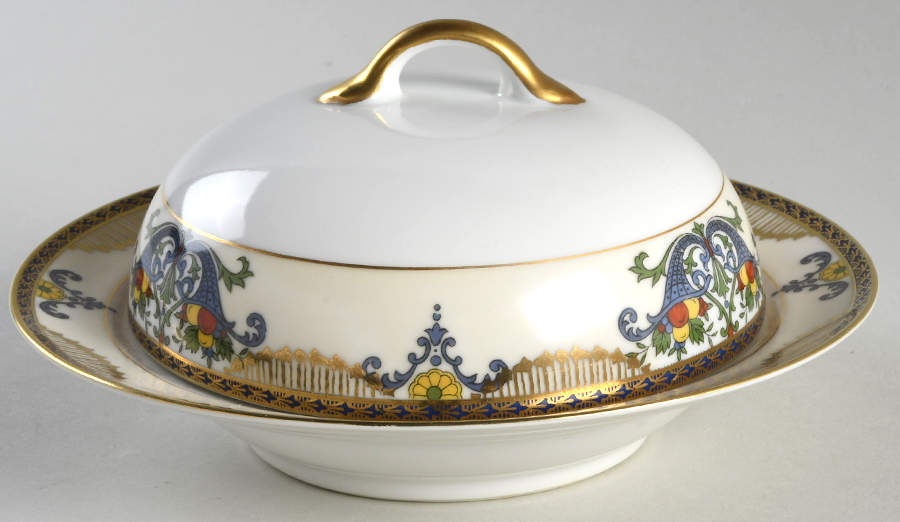 26979 Round Covered Butter with Strainer by Noritake-1