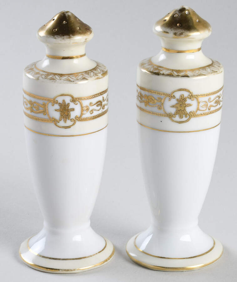 37532-77630 Salt & Pepper Set by Noritake-1