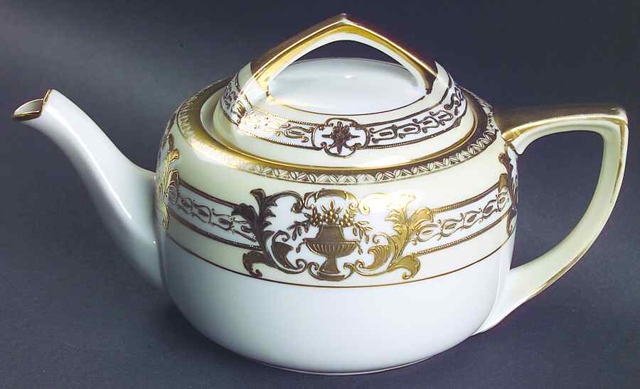 37532-77630 Small Teapot & Lid by Noritake-1