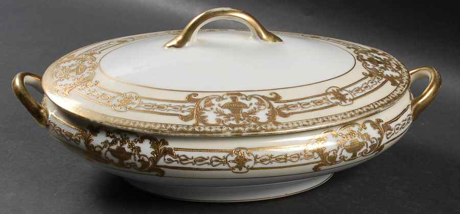 37532-77630 Oval Covered Vegetable by Noritake-1