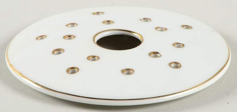37532-77630 Round Butter Strainer by Noritake-1