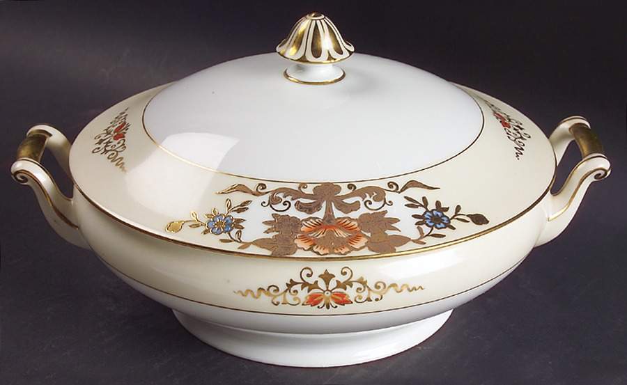 42200 Round Covered Vegetable by Noritake-1