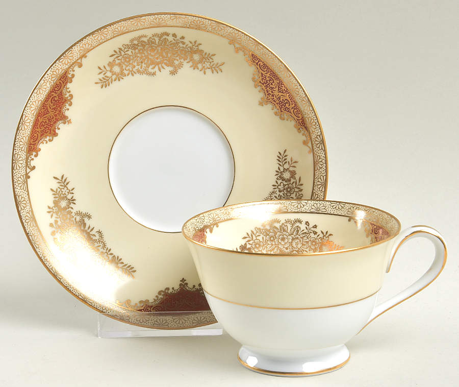 4986 Footed Cup & Saucer Set by Noritake-1
