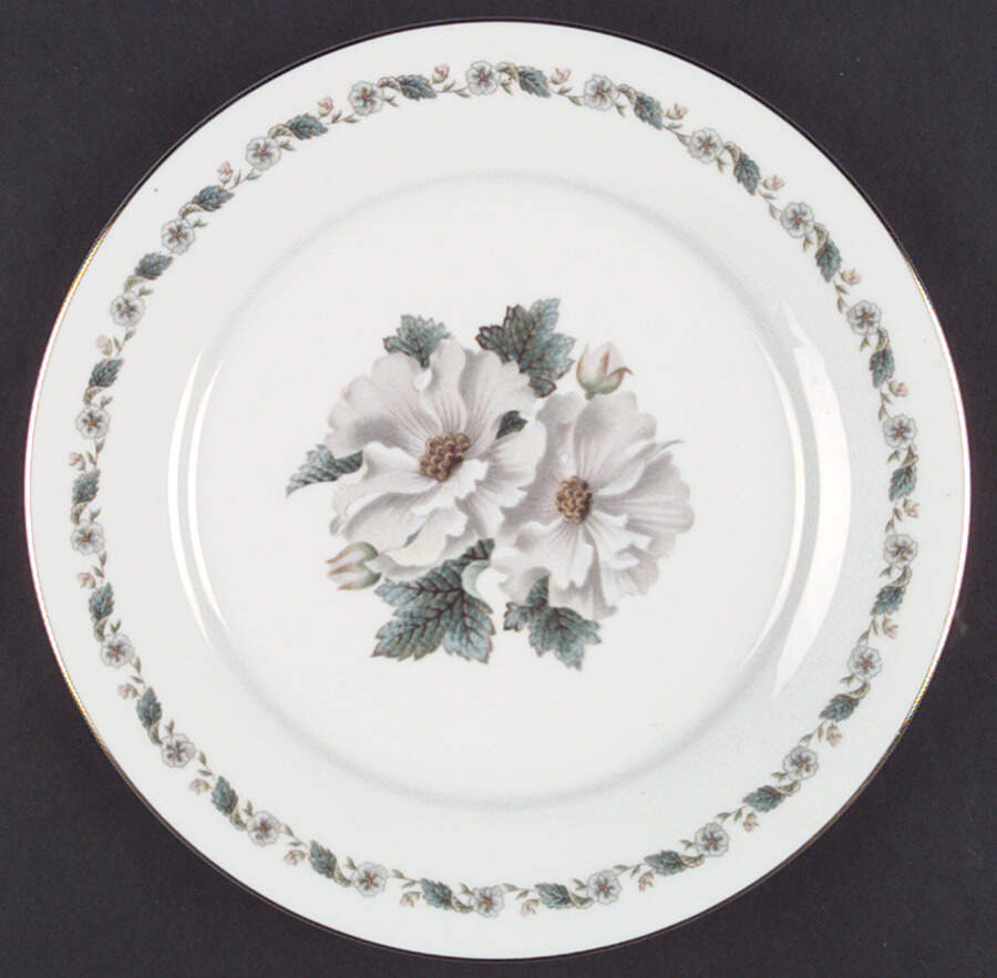 5029 Dinner Plate by Noritake-1