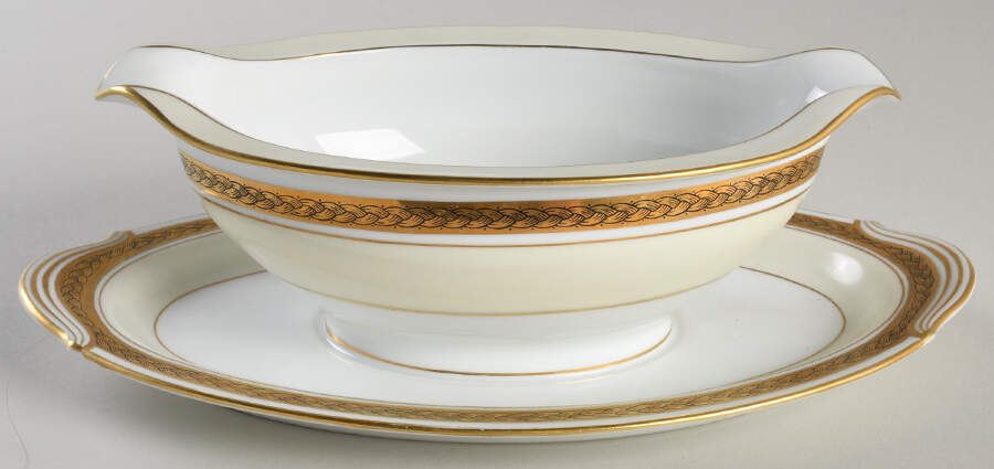 5289 Gravy Boat with Attached Underplate by Noritake-1