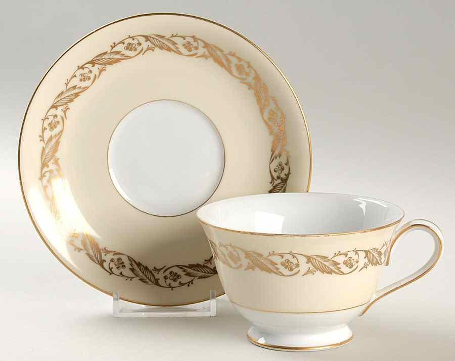 5298 Footed Cup & Saucer Set by Noritake-1