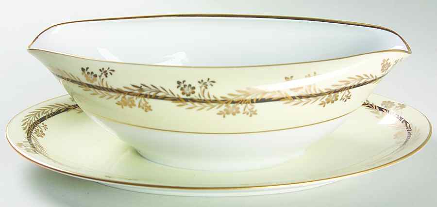 5299 (Coupe) Gravy Boat with Attached Underplate by Noritake-1