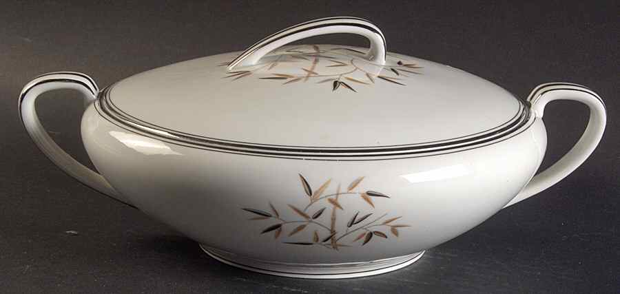 5513 Round Covered Vegetable by Noritake-1