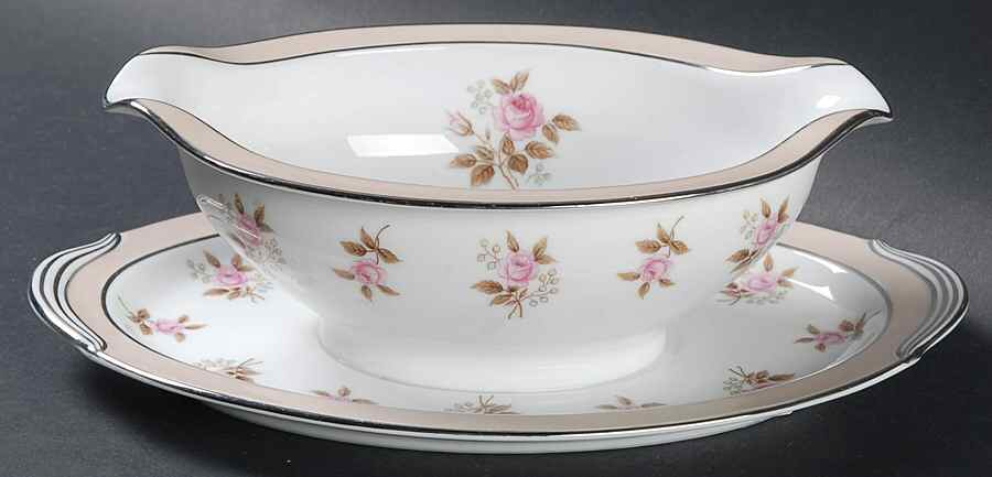 5560 Gravy Boat with Attached Underplate by Noritake-1