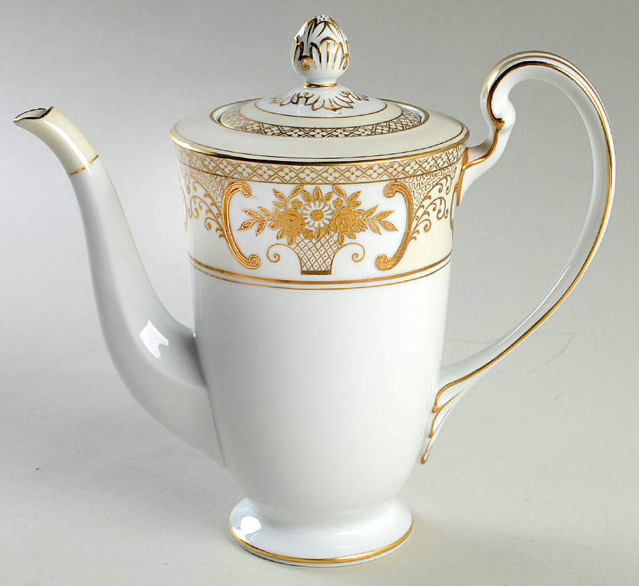 5567 Mini Coffee Pot & Lid by Noritake-1