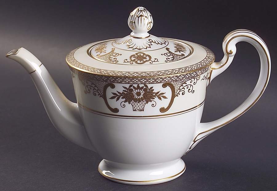 5567 Teapot & Lid by Noritake-1
