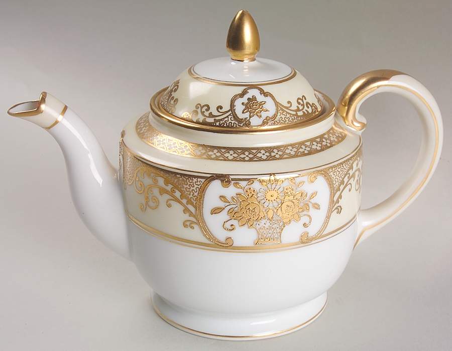 5567 Teapot & Lid by Noritake-1