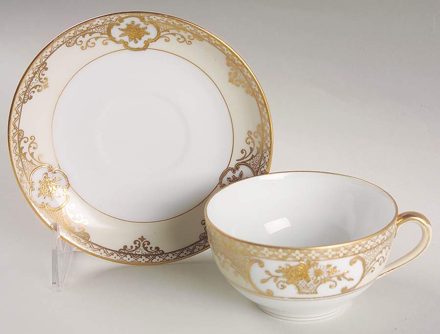 5567 Flat Cup & Saucer Set by Noritake-1