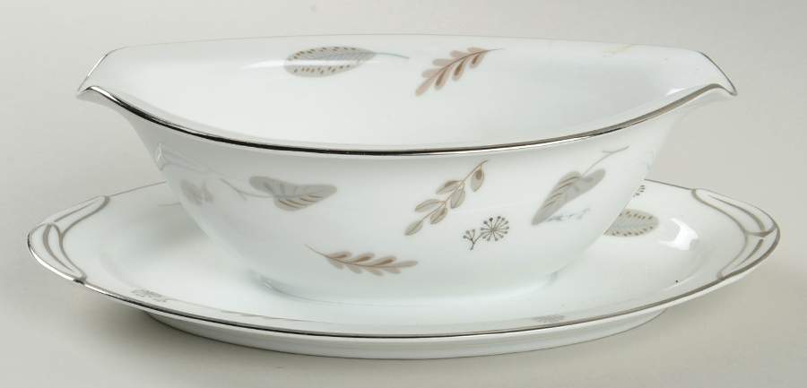 5688 Gravy Boat with Attached Underplate by Noritake-1