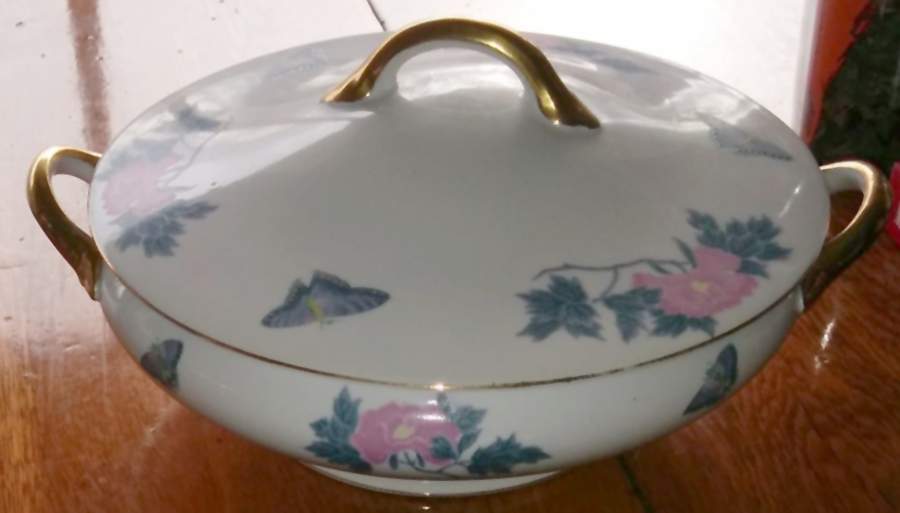 61229 Round Covered Vegetable by Noritake-1
