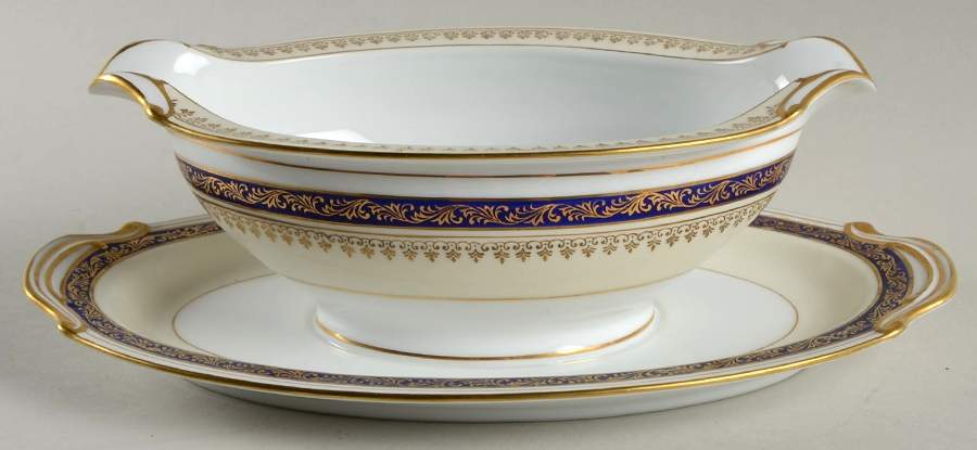 6449 Gravy Boat with Attached Underplate by Noritake-1