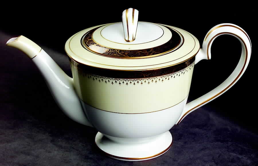 666 Teapot & Lid by Noritake-1