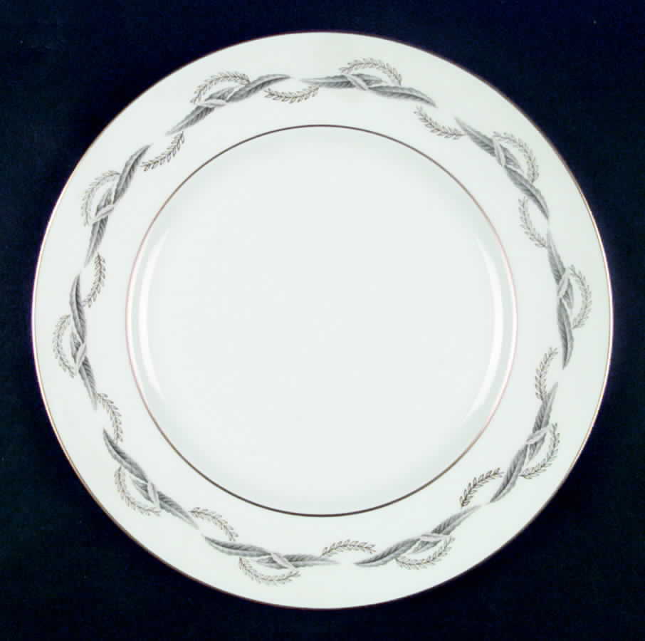 6922 Dinner Plate by Noritake-1