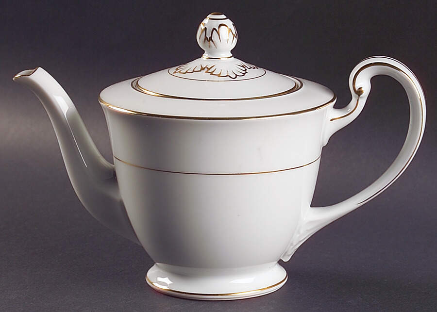 7050 Teapot & Lid by Noritake-1