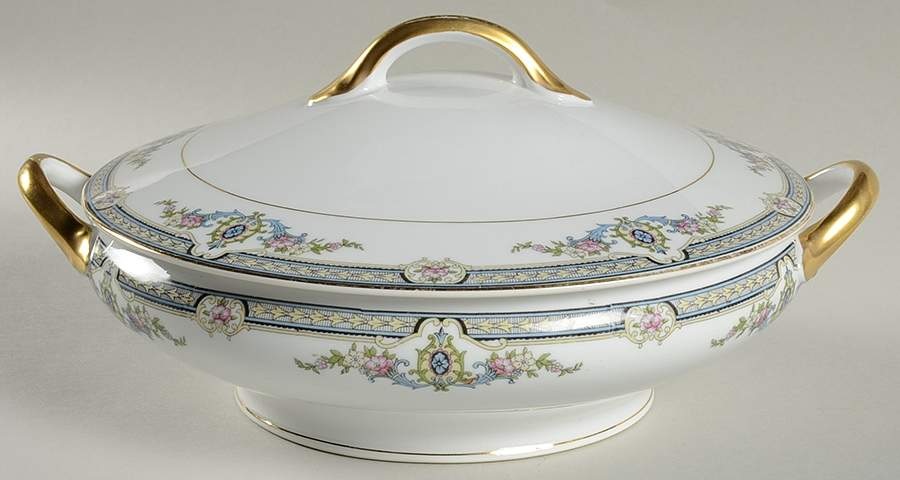 Aberdeen (Older) Round Covered Vegetable by Noritake-1