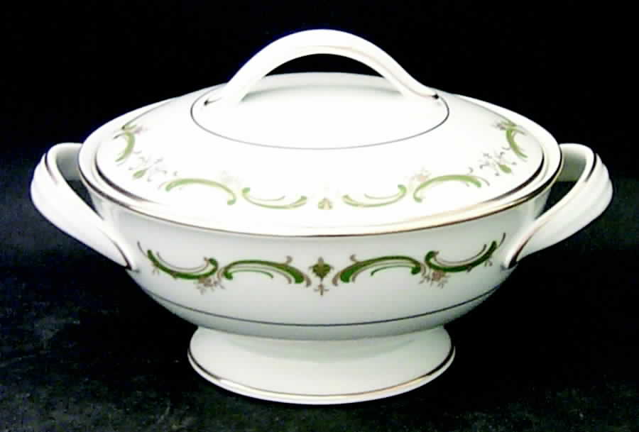 Aberdeen (Newer) Sugar Bowl & Lid by Noritake-1