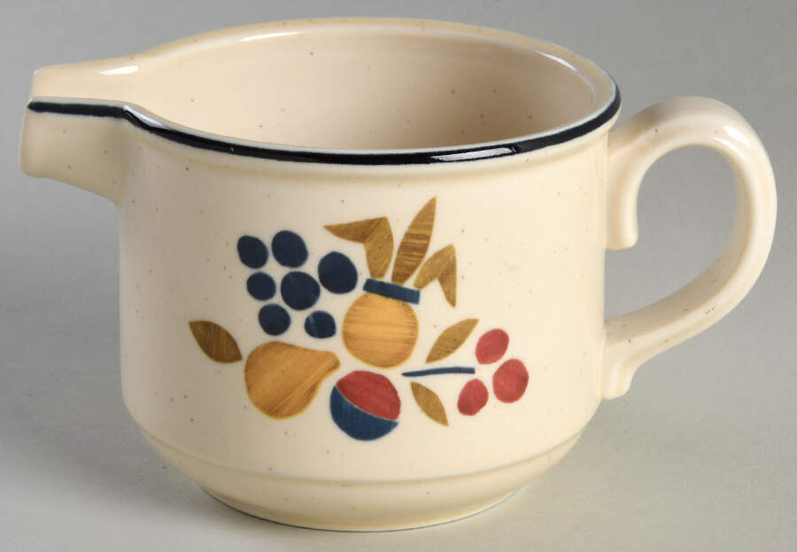 Abundance Creamer by Noritake-1