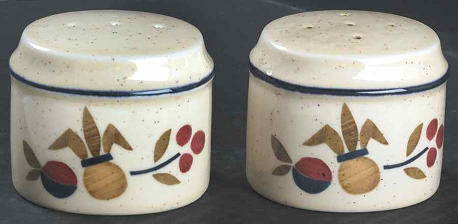 Abundance Salt & Pepper Set by Noritake-1