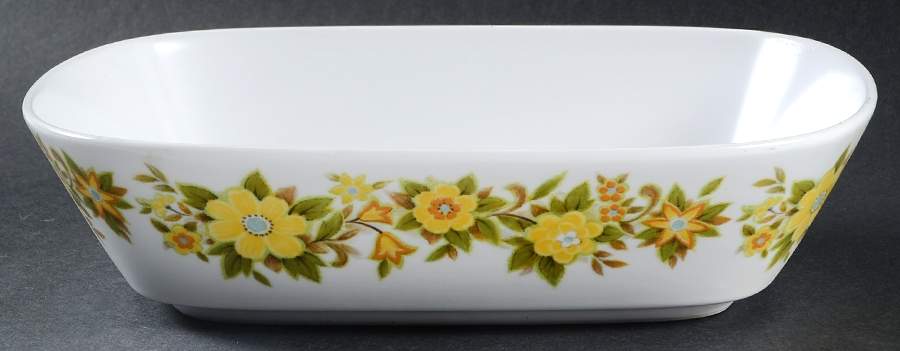 Acapulco 9" Oval Vegetable Bowl by Noritake-1