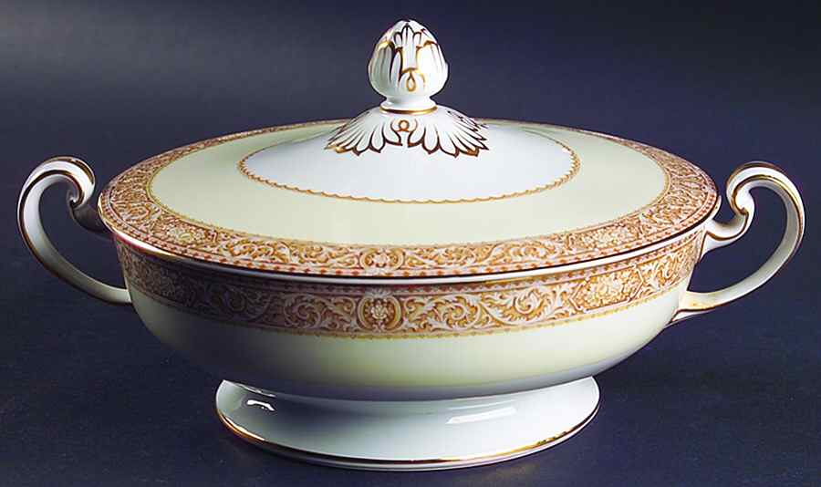 Adelpha Round Covered Vegetable by Noritake-1