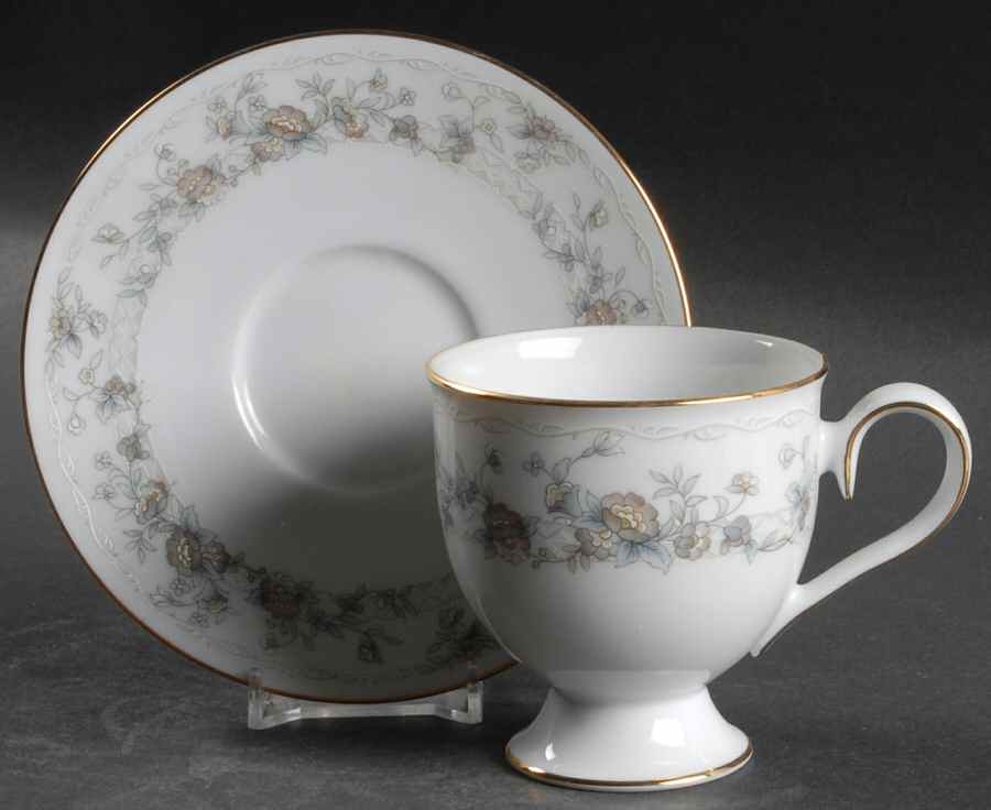 Adoration Footed Cup & Saucer Set by Noritake-1