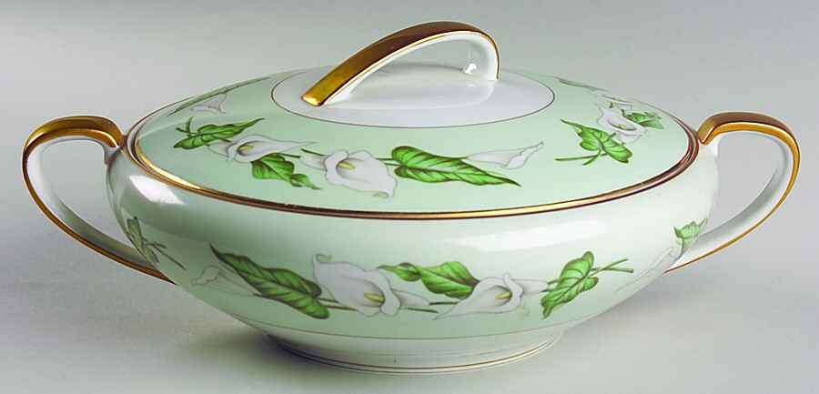Adrienne Round Covered Vegetable by Noritake-1