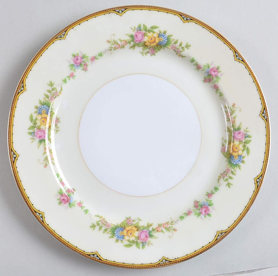 Aileen Luncheon Plate by Noritake-1