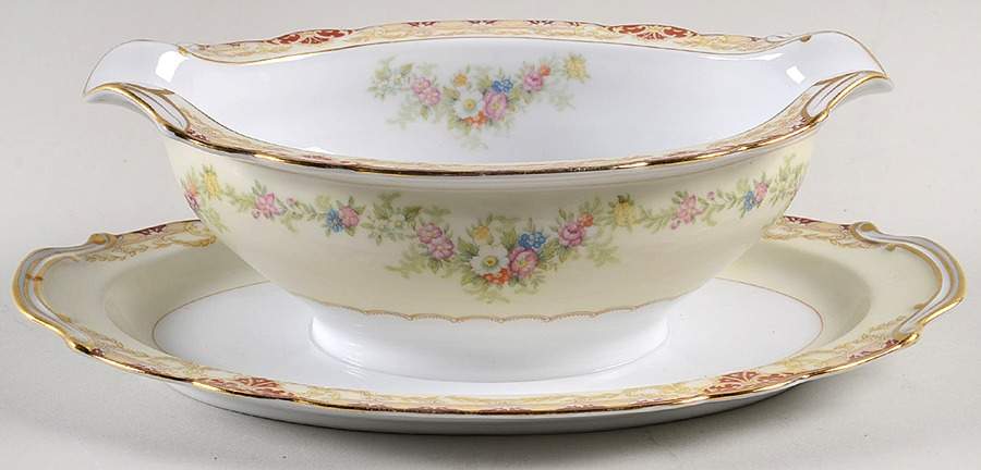 Ainslee Gravy Boat with Attached Underplate by Noritake-1
