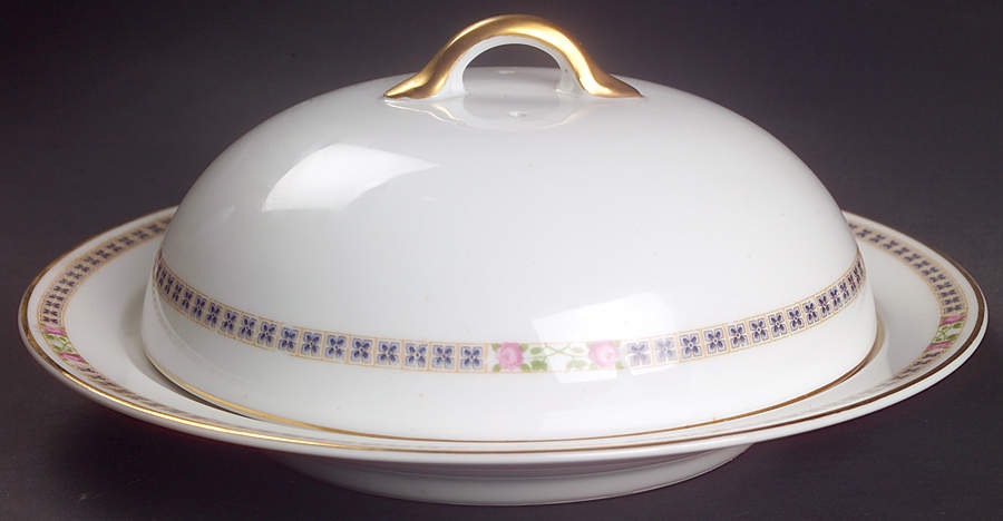 The Alais Muffin Dish & Lid by Noritake-1