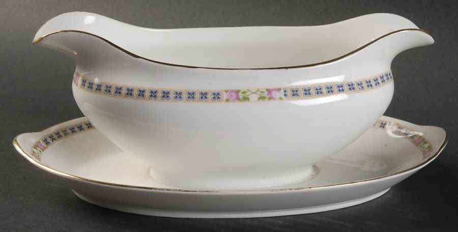 The Alais Gravy Boat with Attached Underplate by Noritake-1