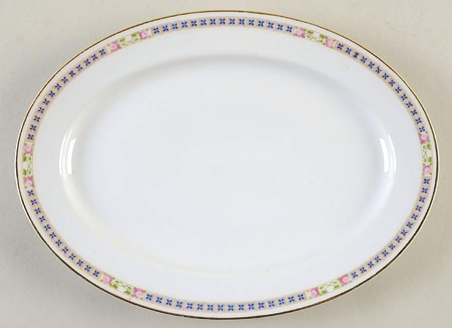 The Alais 10" Oval Serving Platter by Noritake-1
