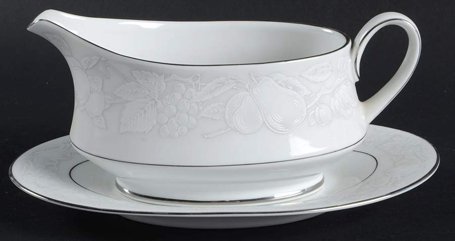Alamosa Gravy Boat & Underplate by Noritake-1